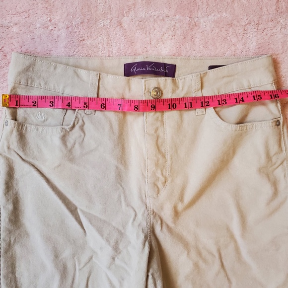 Gloria Vanderbilt Amanda Corduroy cream pants, size 10 Short, great condition - Picture 5 of 5